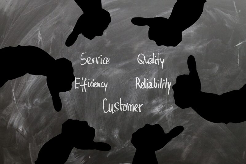 Revolutionizing Customer Service: The Rise of AI Chatbot Builders